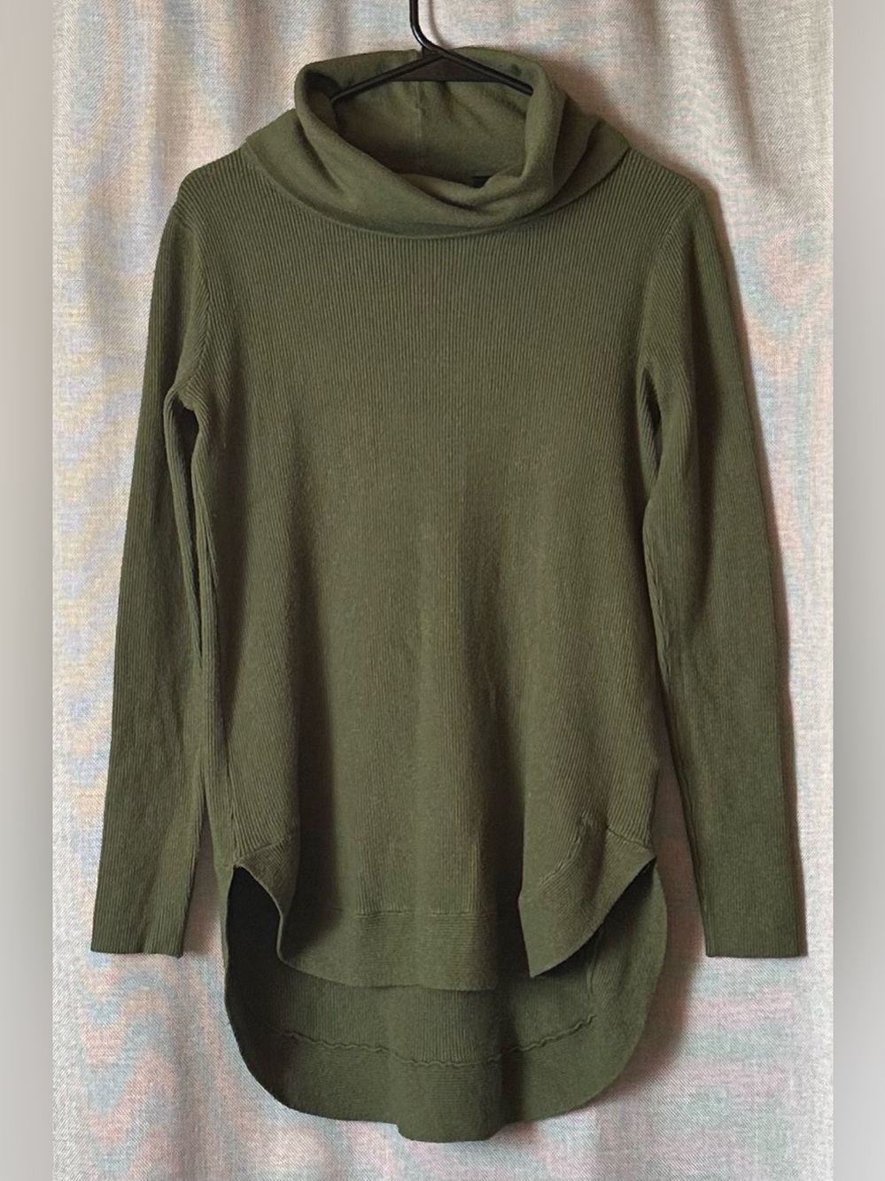 Cyrus•long sleeve cowl turtleneck sweater•medium•rayon•dusty olive green•ribbed